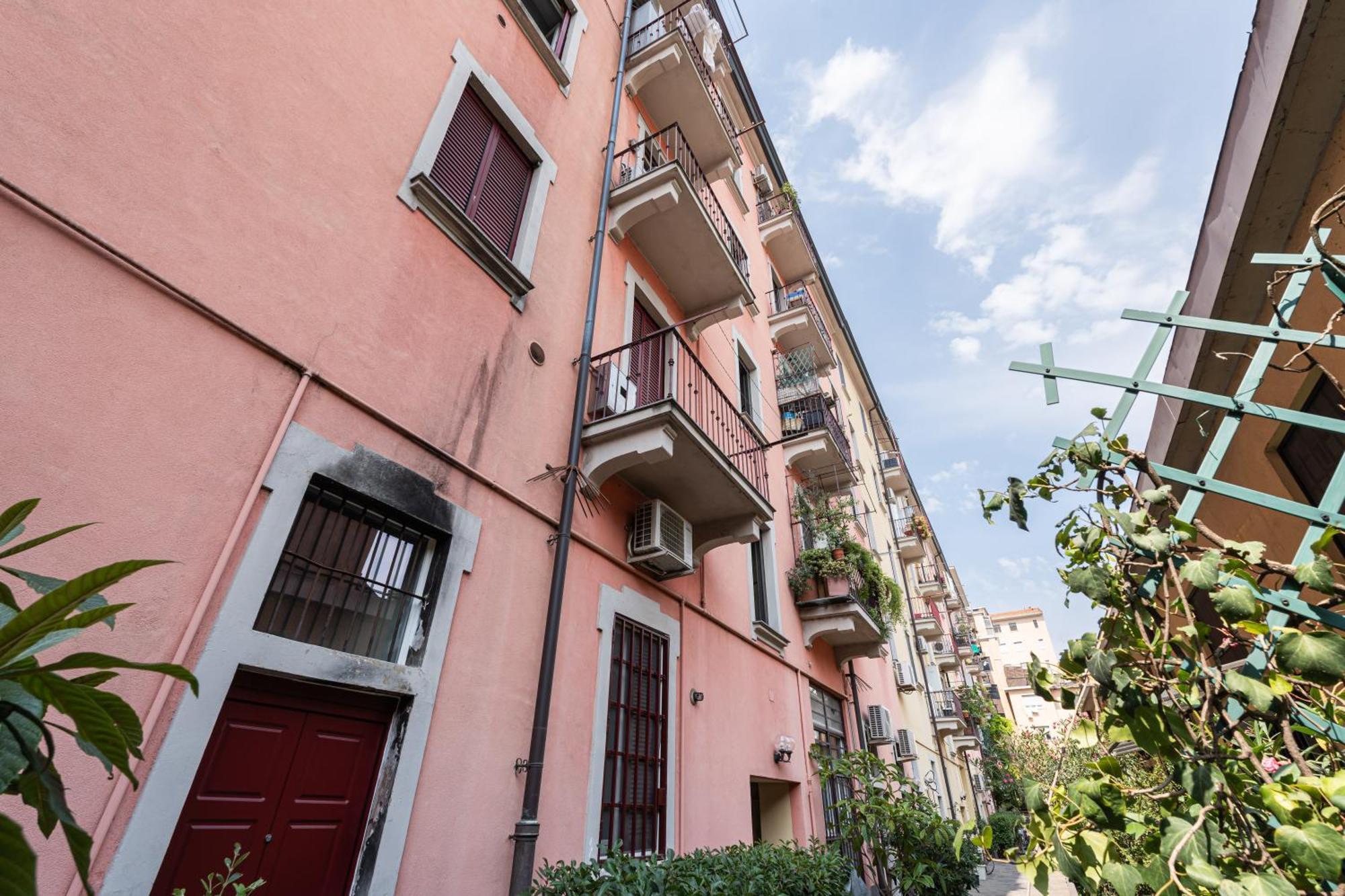 Spacious Onebedroom Navigli - Mirable Pm Mediolan Zewnętrze zdjęcie
