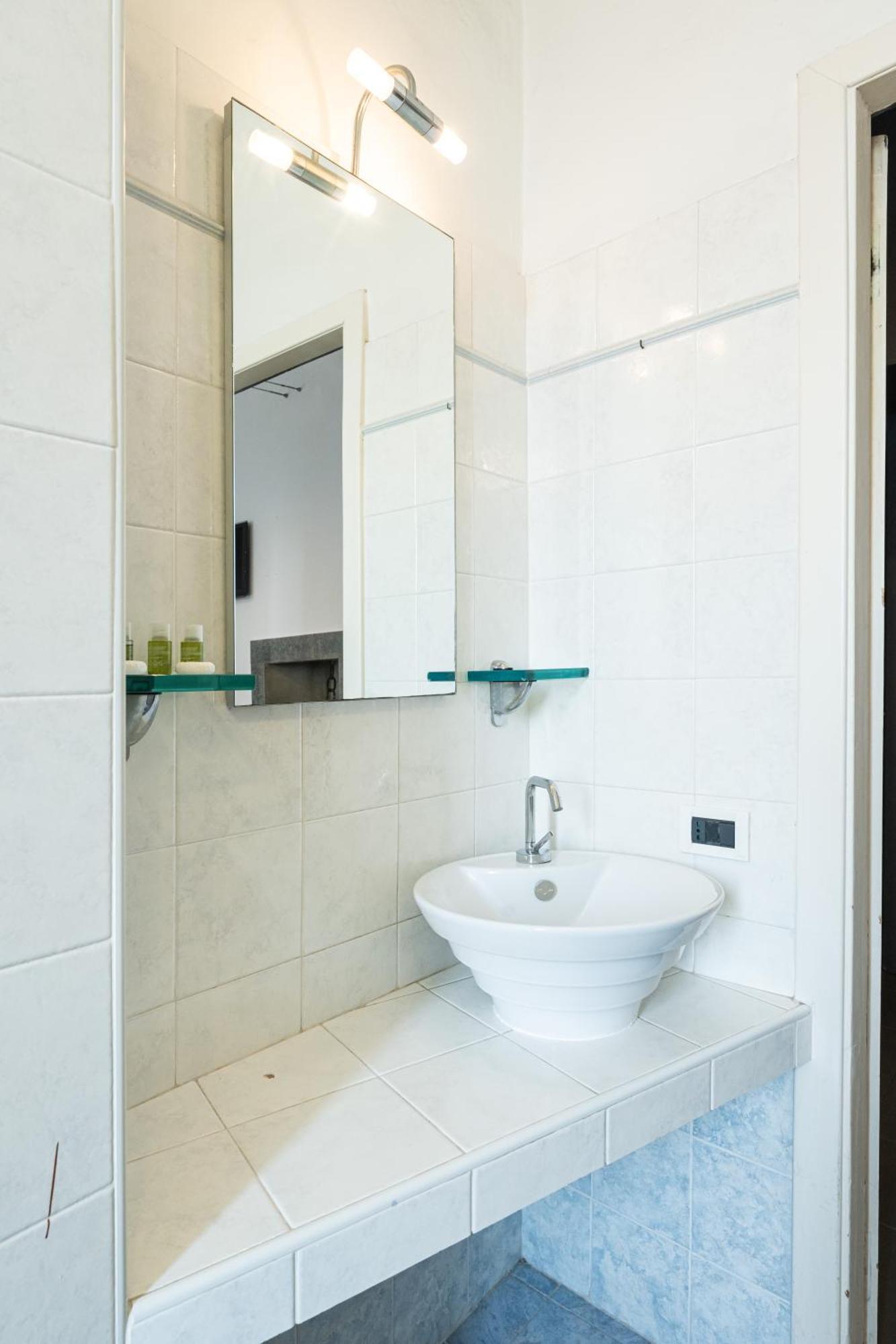 Spacious Onebedroom Navigli - Mirable Pm Mediolan Zewnętrze zdjęcie